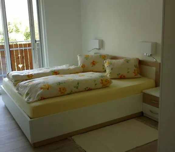 福尔米登奥博麦斯公寓 * 梅拉诺